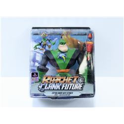 RATCHET AND CLANK FUTURE CAPTAIN QWARK W/ SCRUNCH