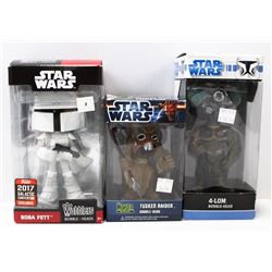 LOT OF 3 ASSORTED BOBBLE HEADS.