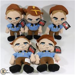BOX OF WALKING DEAD PLUSH.