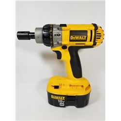 DEWALT DRILL DC987 WITH 18V BATTERY