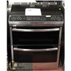 Image 1 : GE SLIDE IN FRONT CONTROL DOUBLE OVEN 6.7 CUFT