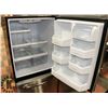 Image 2 : GE STAINLESS STEEL BOTTOM FREEZER 20.9 CUFT