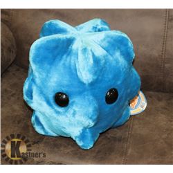 LARGE TY STUFFED ANIMAL ON CHOICE: BLUE COMMON