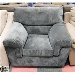 GREEN/GREY 44" FABRIC ARM CHAIR