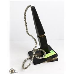 DISNEY NECO HITCHHIKERS GUIDE TO THE GALAXY