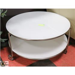ROUND TABLE ON CASTORS, 29.5"X16".