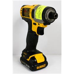 DEWALT DRILL DCF815 WITH 12V BATTERY- NO CHARGER