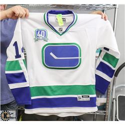 VANCOUVER CANUCKS JERSEY SMALL.