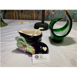 Lot 2 Decorative Collectible Glass Pieces.