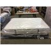 Image 1 : Queen Size Mattress With box
