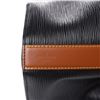 Image 9 : Louis Vuitton Epi Leather Bucket Bag