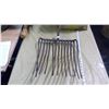 Image 2 : NARROW TINES FORK