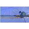 Image 6 : VINTAGE ROD AND REEL