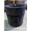 Image 1 : WOODEN BARREL (11x10.5)