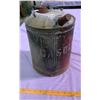 Image 8 : (2) SMALL GAS CANS
