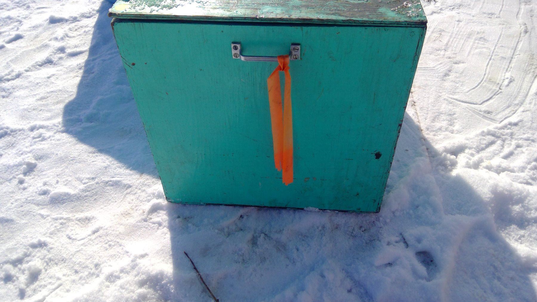 GREEN PLYWOOD HOMESTEADERS CAMPING GEAR & BOX WITH HANDLES
