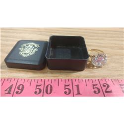 COSTUME JEWELRY RING