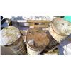 Image 3 : 3 LARGE DRY BIRCH WOOD BLOCKS (24",25",27" - 12" DIAMETER)