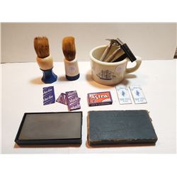 VINTAGE SHAVING LOT