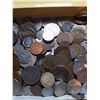 Image 3 : 3 LB OF FOREIGN COINS IN CIGAR BOX