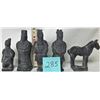 Image 2 : 5 PIECE SET EMPEROR SHI-QIN TERRACOTTA WARRIOR DUPLICATES