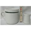 Image 2 : VINTAGE MEDALTA COFFEE CUP & CREAMER