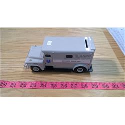 1959 GMC AMORED TRUCK (BRINKS) BANK -ERTL LICENSED BY GENERAL MOTORS