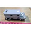 Image 3 : 1959 GMC AMORED TRUCK (BRINKS) BANK -ERTL LICENSED BY GENERAL MOTORS