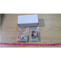 ASSORTED BASKETBALL CARDS