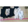 Image 4 : VINTAGE SPATS AND LADIES GLOVES