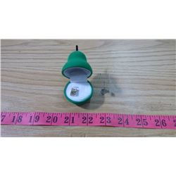 STERLING SILVER PERIDOT PENDANT (WEIGHT 1.55 G)