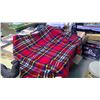 Image 3 : BAYMART HUDSON'S BAY COMPANY BLANKET (64" X 48")