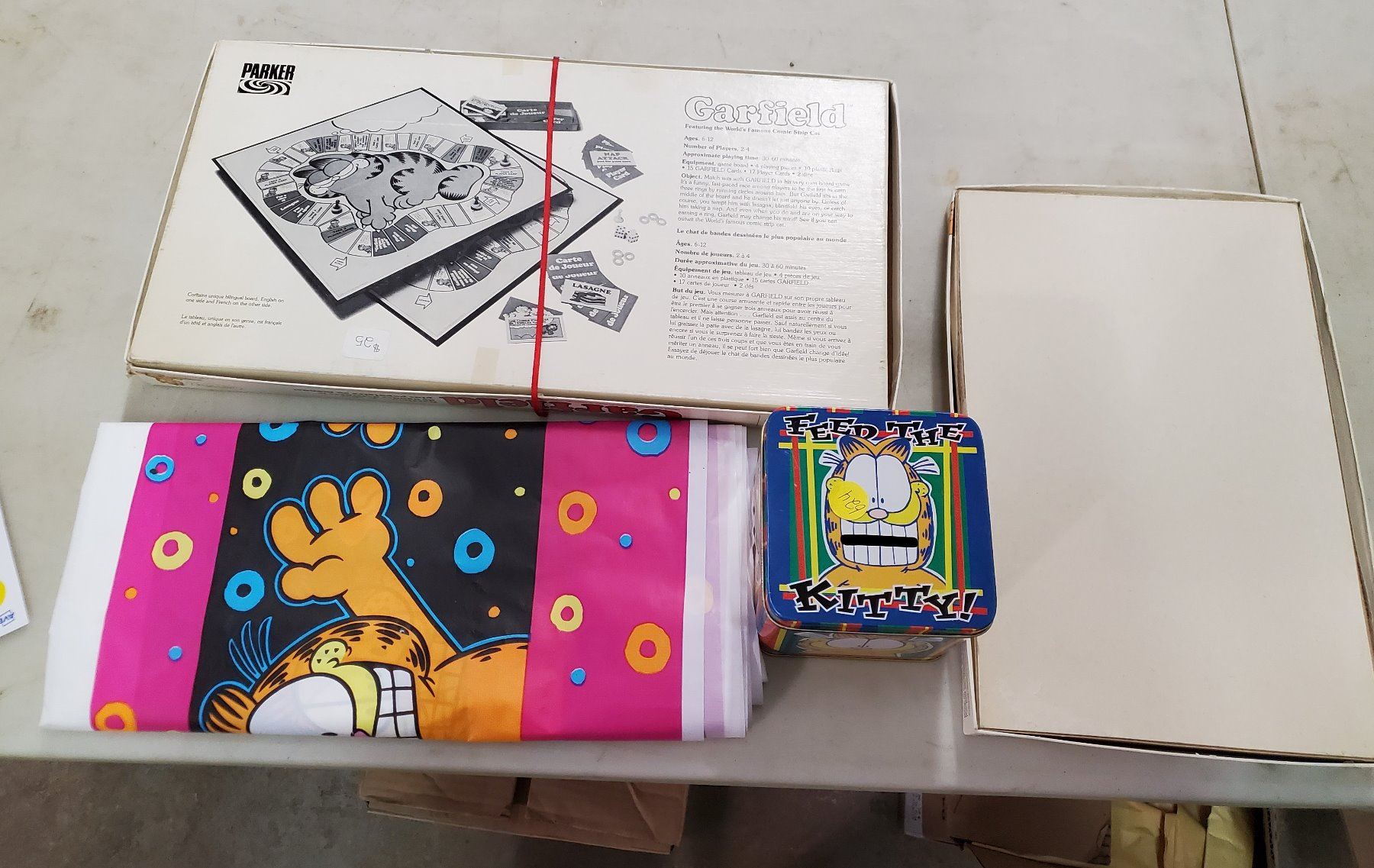 GARFIELD BOARD GAME, COLORFORMS PLAY SET, COIN BANK, ETC. - Schmalz ...