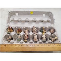 12 WADE TEA ORNAMENTS