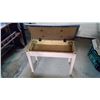 Image 2 : Vanity Bench w/ lift-top
