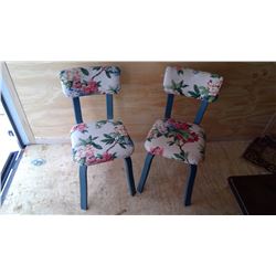 2 Flower D?cor Chairs (33" tall)