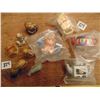 Image 2 : 4 RED ROSE TEA MINI TEA POTS & 5 WADE TEA FIGURINES