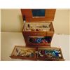 Image 1 : 3 DRAWER WOOD JEWELRY BOX WITH COSTUME JEWELRY