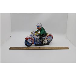 Tin double wind up toy WORKS!!