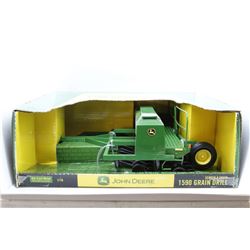 John Deere 1590 grain drill Ertl 1/16 Plastic and die cast