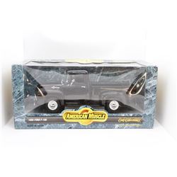 1956 Ford F-100 American Muscle 1/18