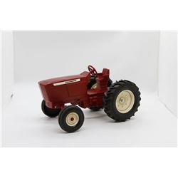 International tractor 1/16 No box