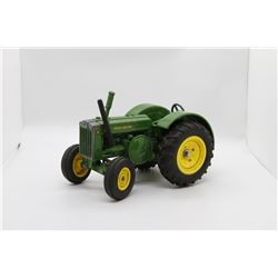 John Deere D 1/16 No box