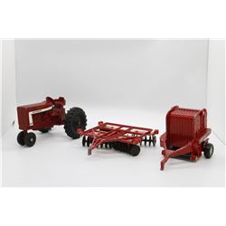 International 966, tandem disc and baler. Smaller scale