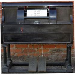 Piano Player Push Up