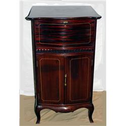 Regina Console Music Box