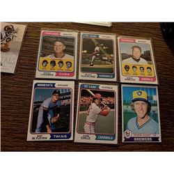 Vintage baseball card lot: Yount Blyleven