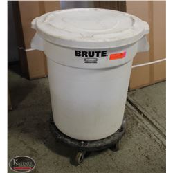 BAILIFF SEIZURE WHITE 20 GALLON BRUTE CONTAINER W/