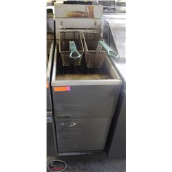 BAILIFF SEIZURE: PITCO DUAL-BASKET DEEP FRYER