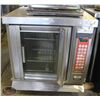 Image 1 : ELECTRICAL CONVECTION OVEN W/ RACKS